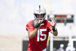 Las Vegas Raiders quarterback Fernando Mendoza practicing