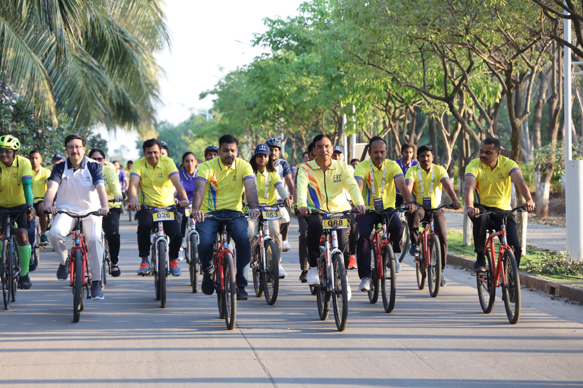 Ministers, Athletes Joins Dr. Mansukh Mandaviya in Unique Cycle Rally to Mark International Women’s Day